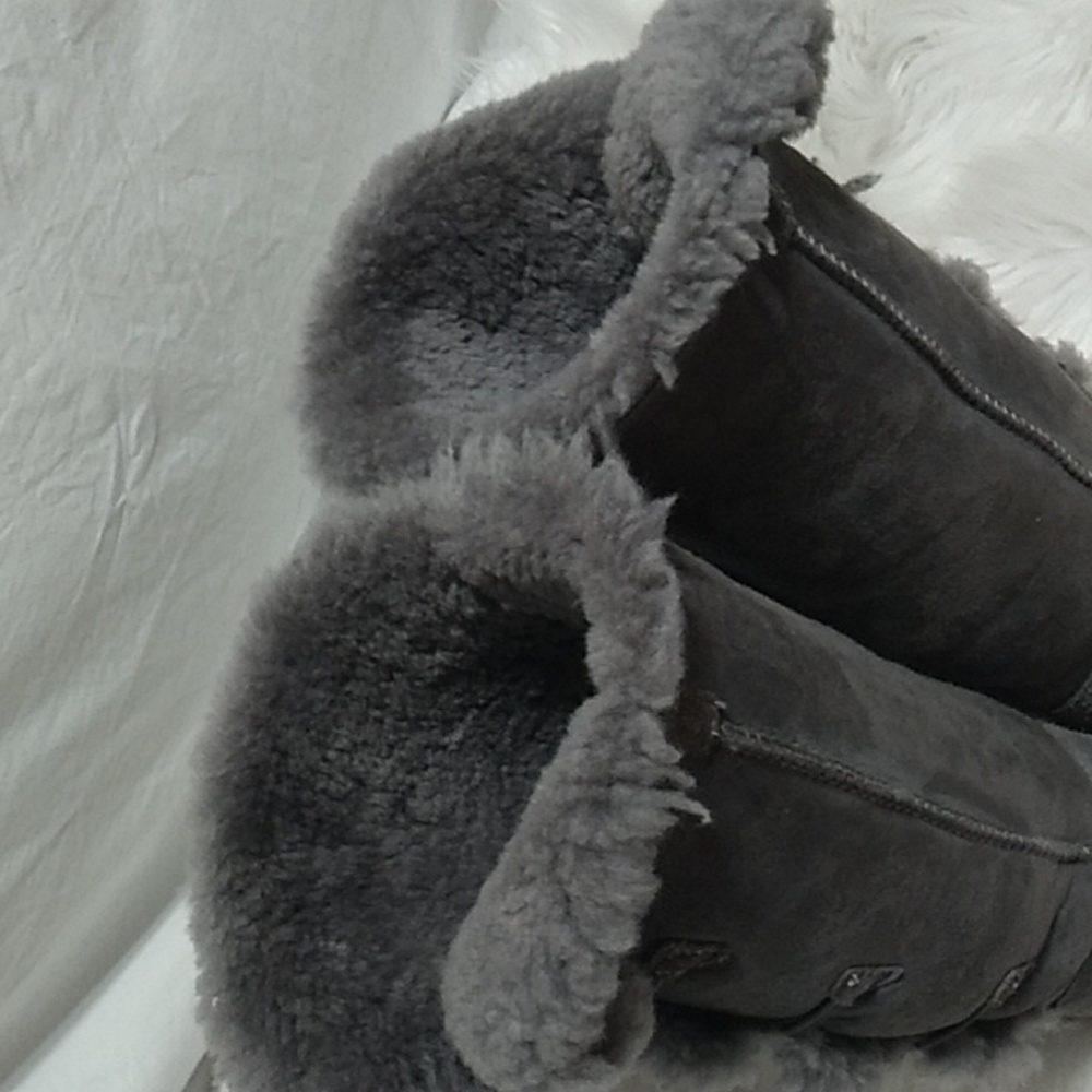SALE! Authentic UGG Australia Boots Sz.8 Gently Worn - Picture 11 of 16